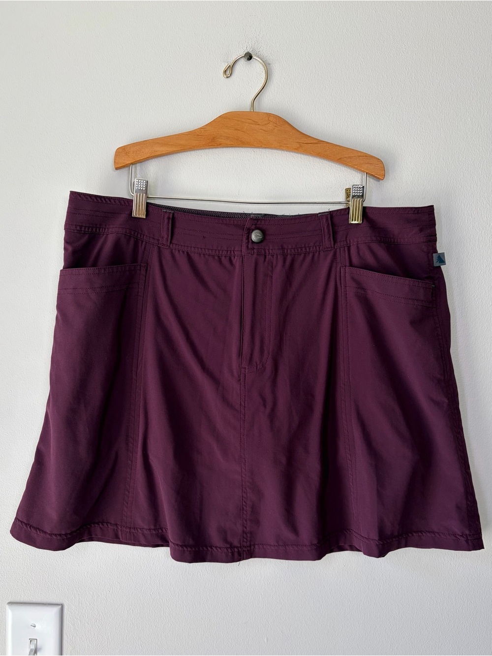 L.L. Bean Comfort Trail Skirt Hiking Outdoor Travel Athleisure Athletic